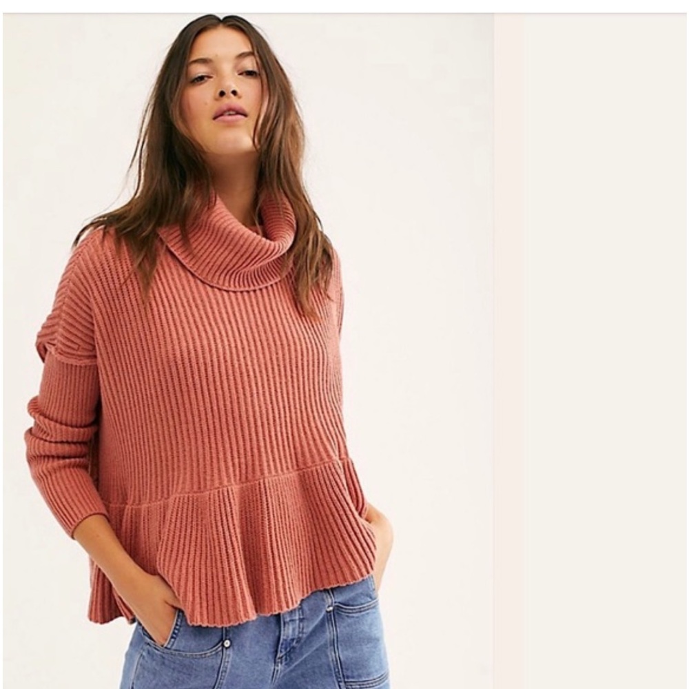 - Women's Free People Layer Cake Turtleneck Sweater Medium